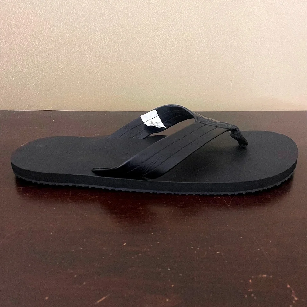 Old Navy Mens Faux Leather Flip Flop Sandals Black Jack Size 10-11 681533-01